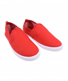 حذاء سبورت ماركة Xti Kids حذاء سبورت ماركة Xti Kids