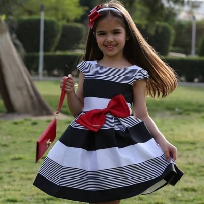 فستان بنات صناعه اسبانيه